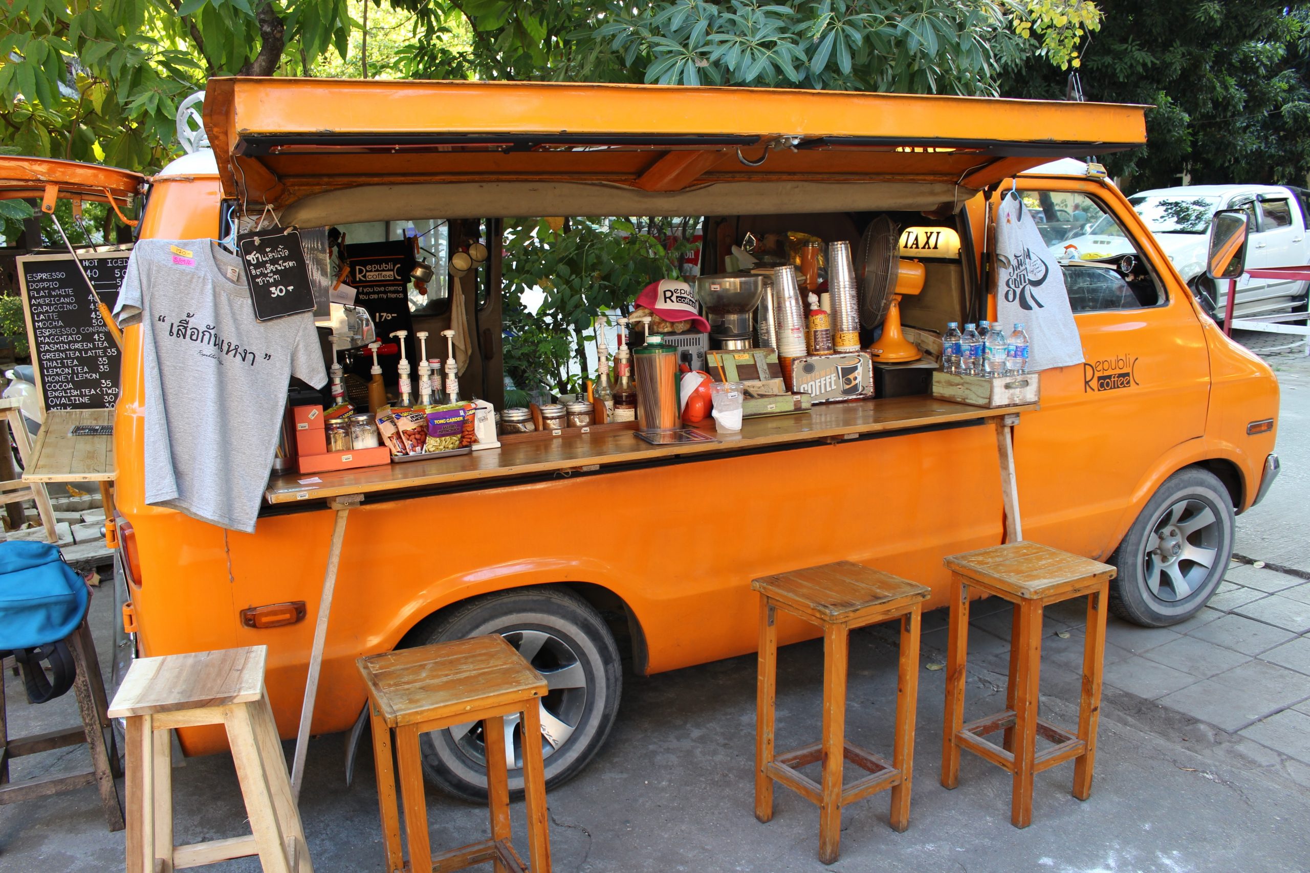 Sfida sui Carri del Gusto: Food Truck Italiani a Concorso!