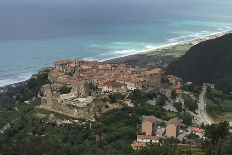 Il panorama di Fiumefreddo - Foto da TripAdvisor - Emmepress.com