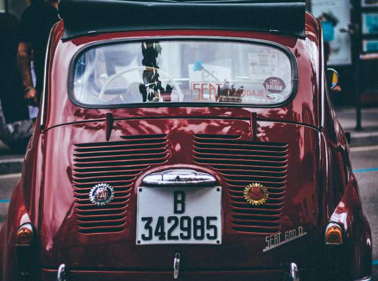 Auto d'epoca - pexels - emmepress_