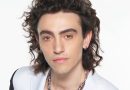 Michele Bravi: “A Sanremo ho scelto di cantare Inverno dei fiori perché è una dichiarazione d’amore dei tempi moderni”/INTERVISTA
