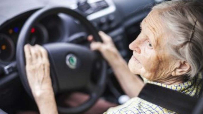 automobilista-anziano-depositphotos-piemontetopnews.it