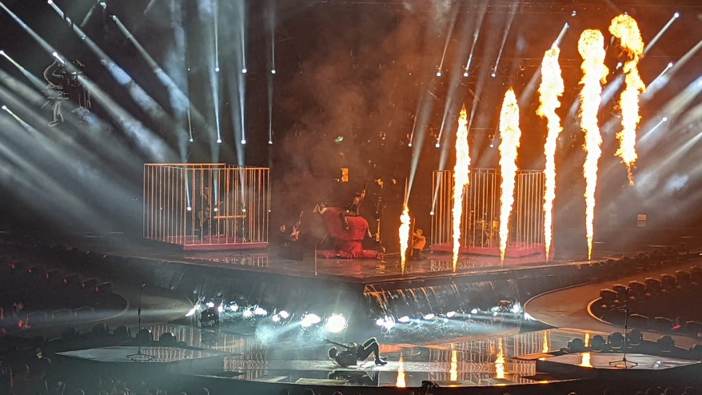 Achille Lauro porta la sua arte eccentrica all’Eurovision per San Marino