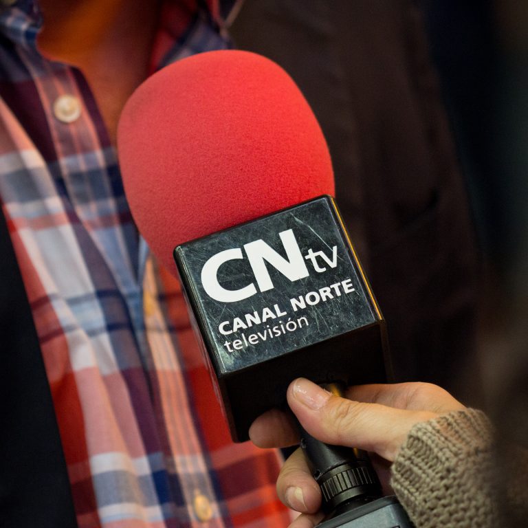 Adriana Volpe lascia TV8 per Mediaset: un arrivederci emozionante