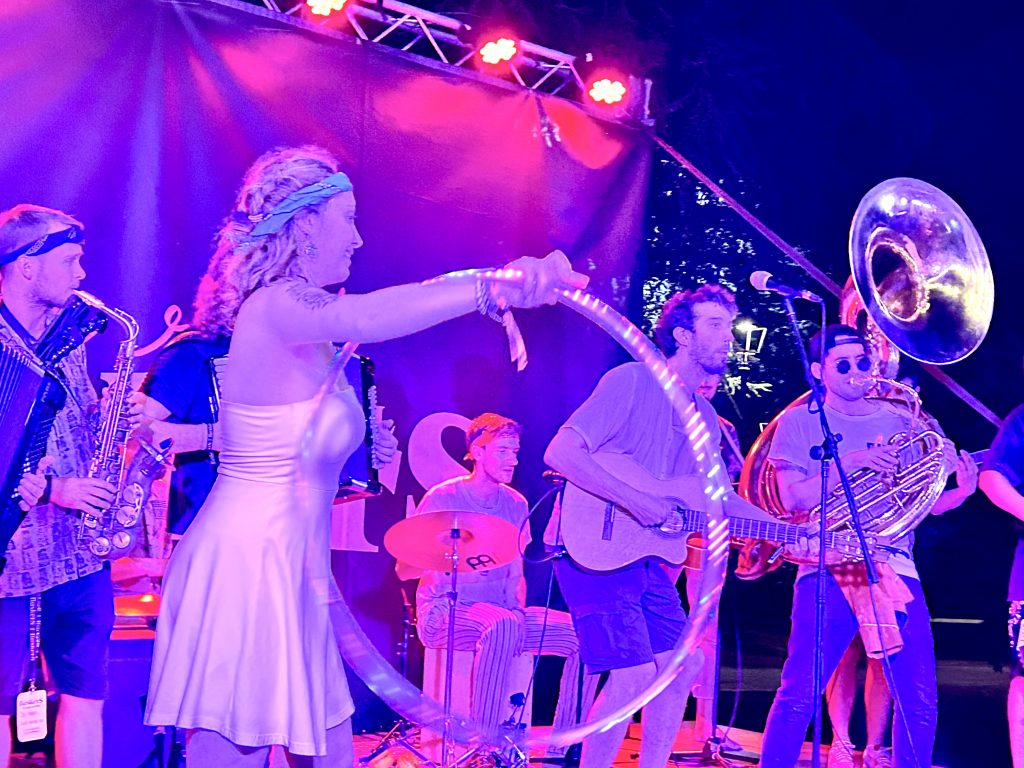 Il Ferrara Buskers Festival: un’esperienza indimenticabile tra artisti internazionali! (21-25 Agosto 2024)