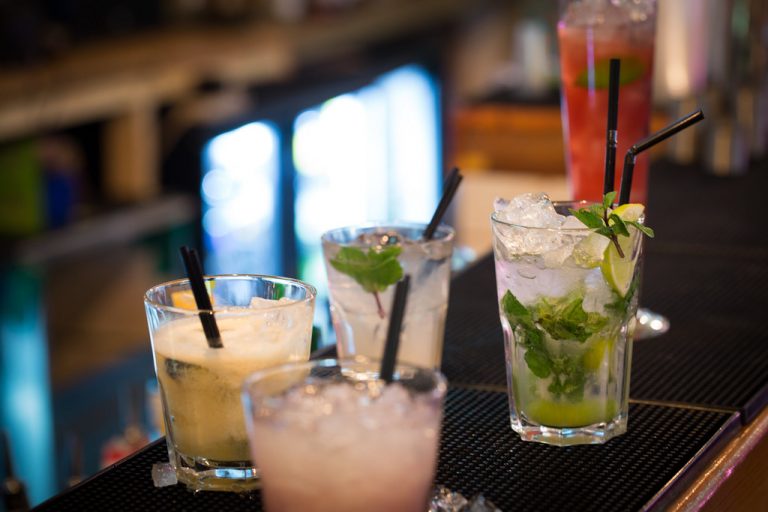 L’iniziativa digitale di Alessia Galanti: un aperitivo virtuale per la sua community