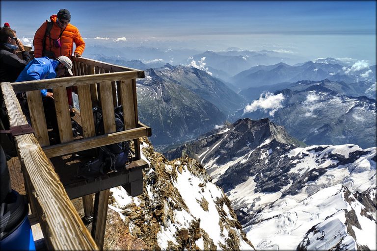 BLUE MAN GROUP: Un’anteprima italiana di un fenomeno globale