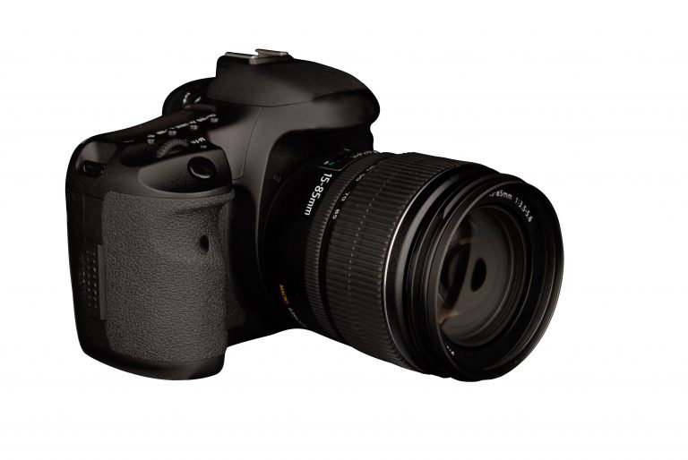 Un Giovane Moldavo Sogna il Successo: Daniel Balan, Influencer e Fotografo