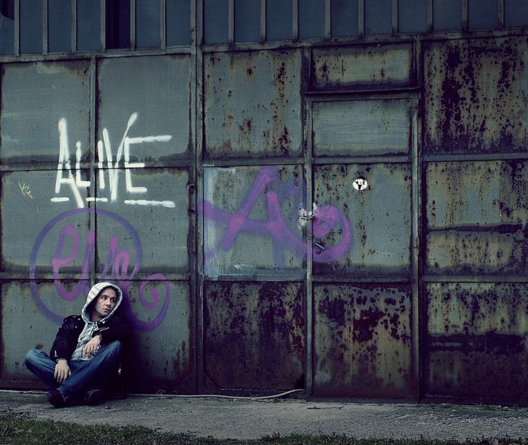 Accettare il Dolore: Un Percorso verso la Serenità Interiore