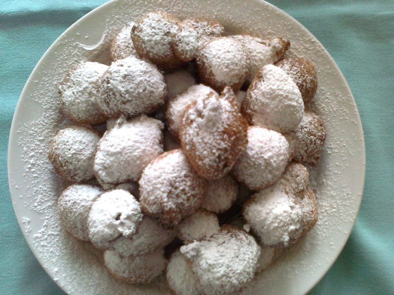 Deliziose Frittelle Veneziane Vegan: Ricette di Carnevale