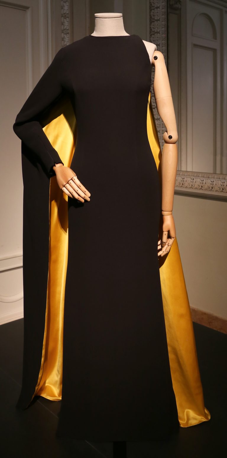 Addio a Renato Balestra, Maestro dell’Alta Moda