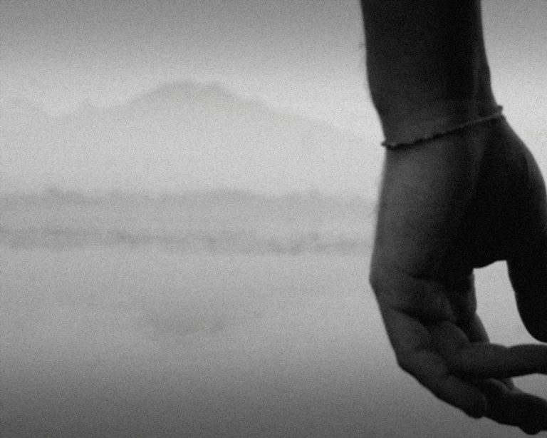 Il debutto di Luca Salatino al GFVIP: un dolceamaro risveglio