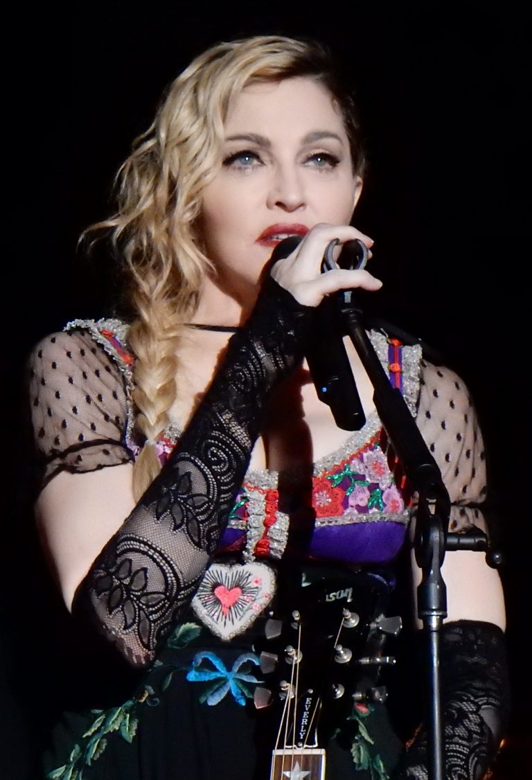 Madonna: Un’icona femminista che ha ridefinito i limiti