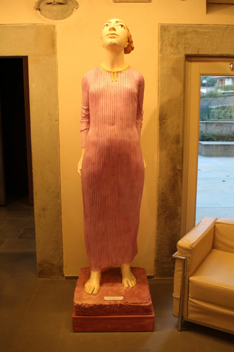 L’incantesimo della sedia volante: una recensione de “L’amante delle sedie volanti” di Maria Tronca