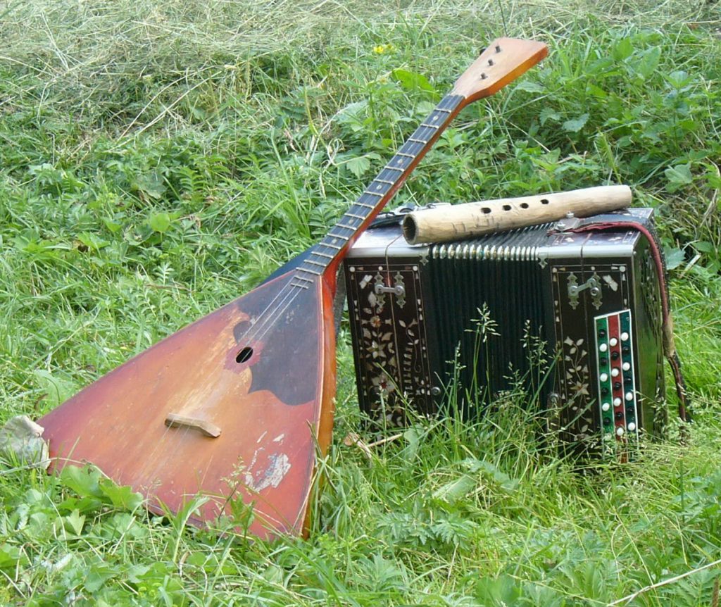 Stasera su Canale 5: “Balalaika” con ospiti d’eccezione
