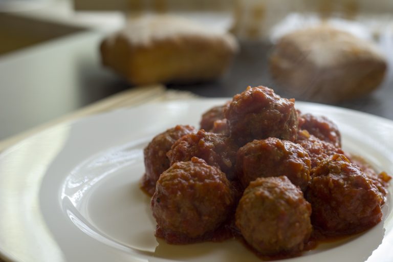 Deliziose Polpette Vegetali in Saporito Ragù