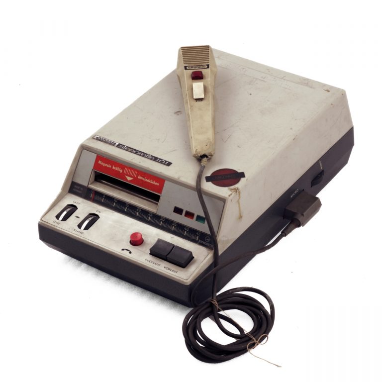 Sebastiano Barbagallo: Un Ritorno Scenico con “Sembra un Film”