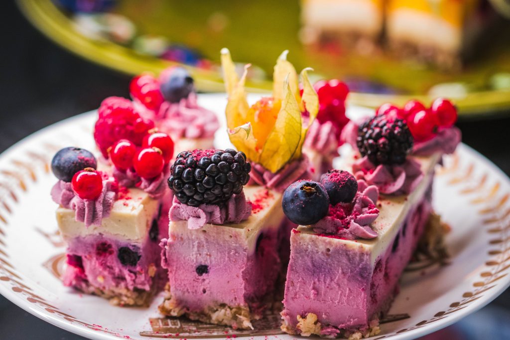 Delizioso Semifreddo Vegan con Pere e Cioccolato