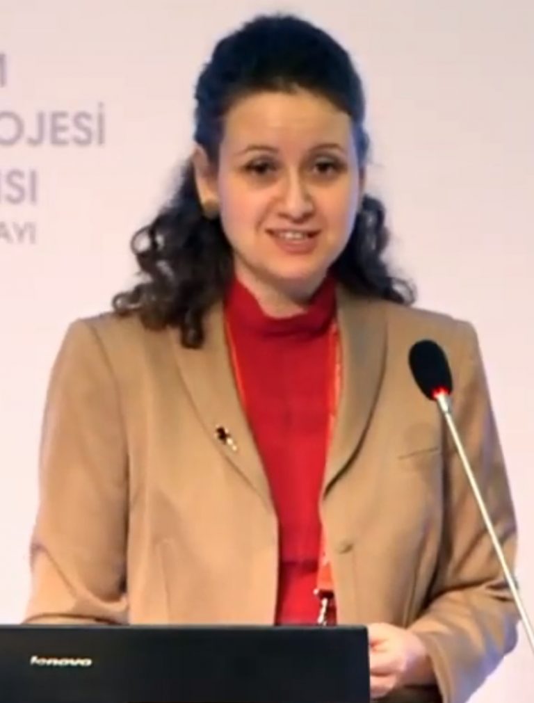 Tale e Quale Show: Gran Finale e Sfida Campioni in Arrivo