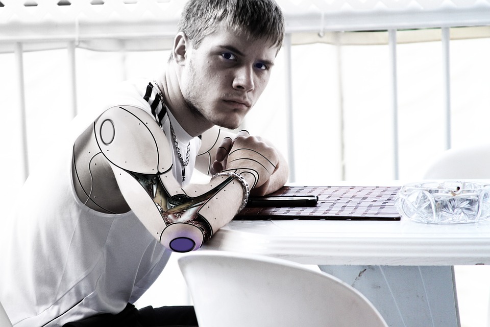 Il futuro del lavoro: uffici tradizionali in declino entro il 2033