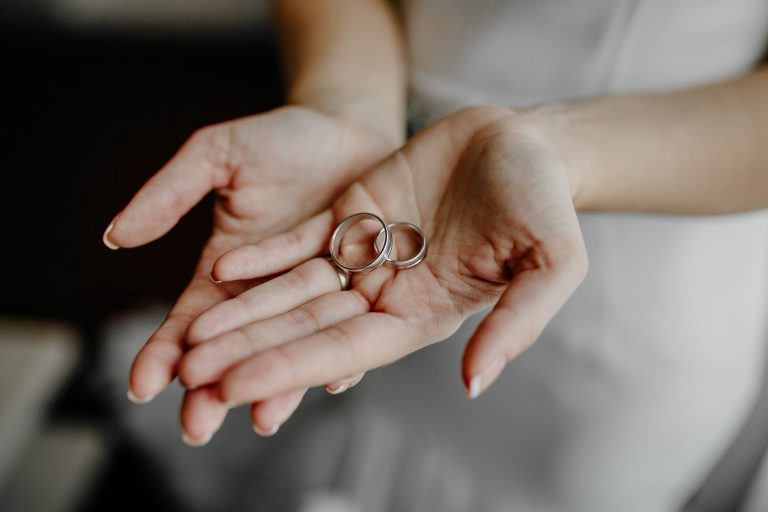 Ilary Blasi e il milione di euro di “The Couple”: un investimento eccessivo?