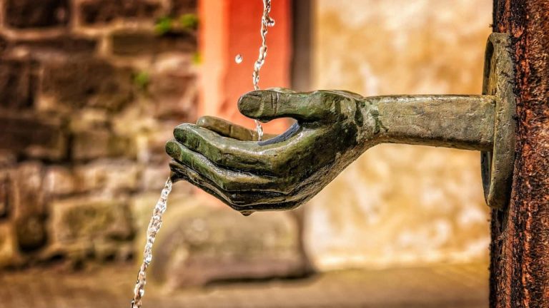 La crisi idrica - Foto Pixabay - Emmepress.com