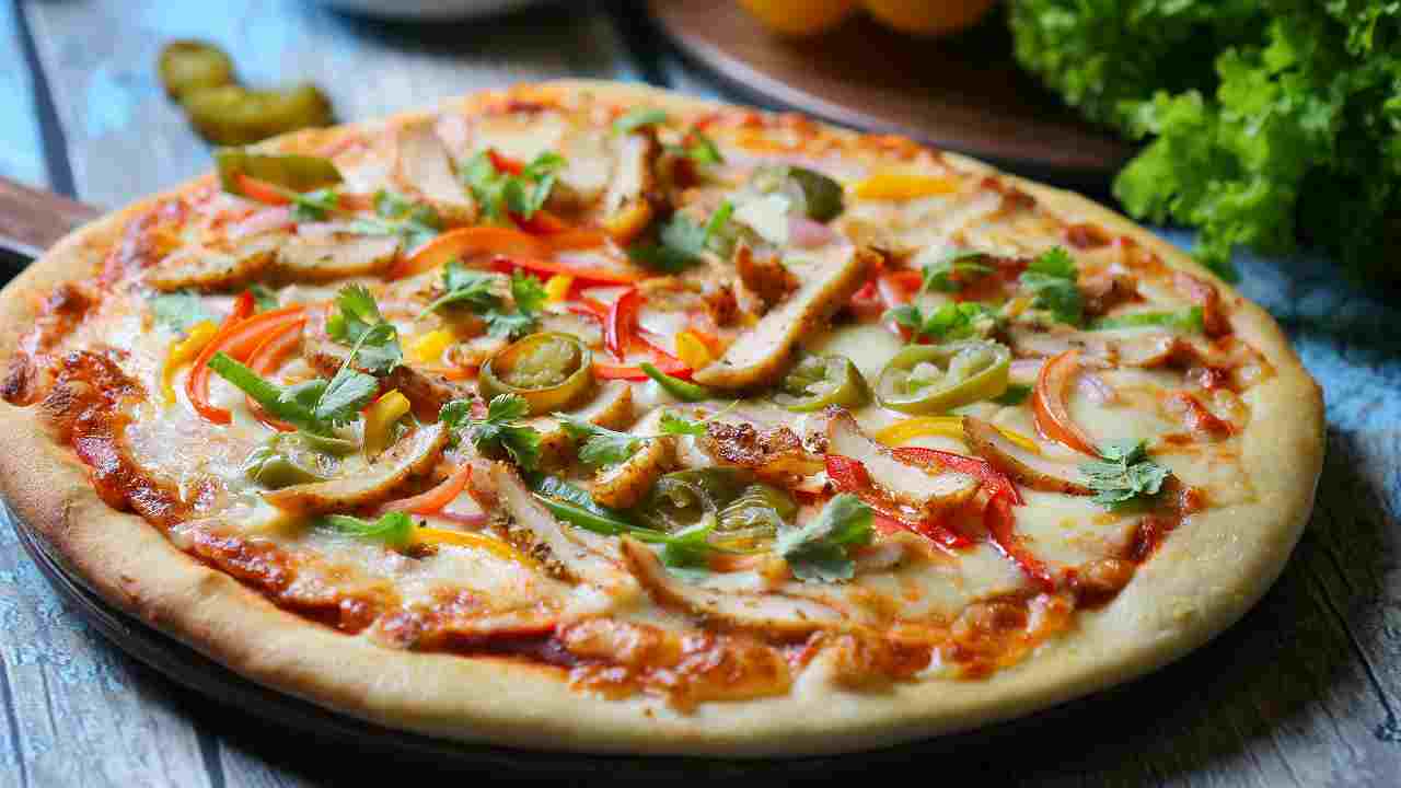 Pizza ai peperoni