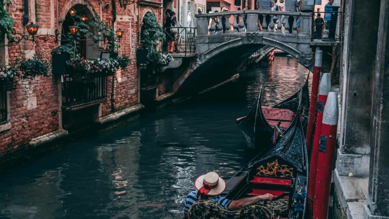 Un canale di Venezia - Foto Pexels - Emmepress.com
