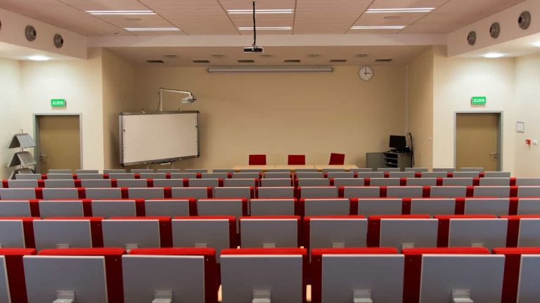 Un'aula universitaria - Foto Pixabay - Emmepress.com